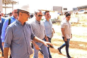 Presidente do Hospital de Amor visita obras da nova unidade em Garanhuns